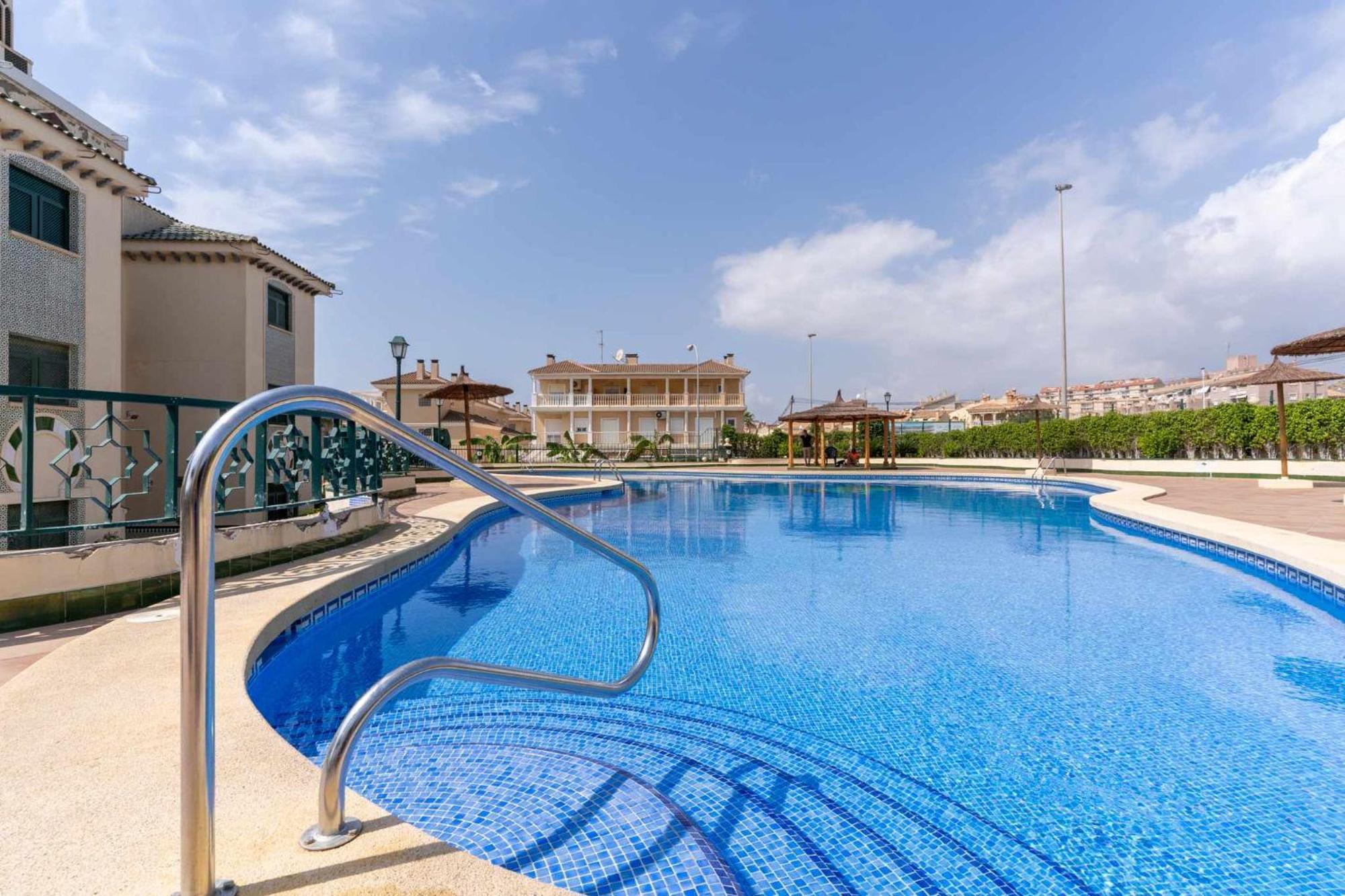 Rentafive Varadero Con Piscina Playa Y Terraza Santa Pola Exteriér fotografie
